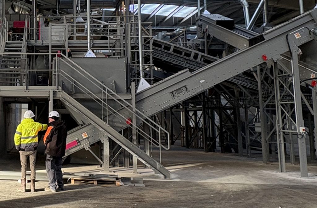 Outil industriel gestion des déchets Azura Recyclage